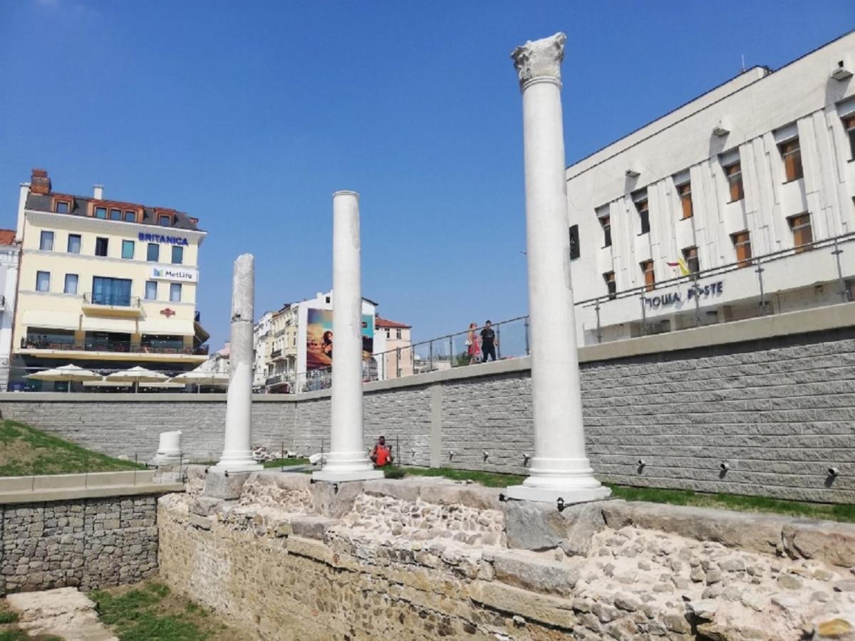 Sunflower Apartment City Center Plovdiv Esterno foto