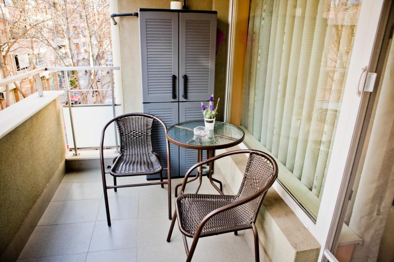 Sunflower Apartment City Center Plovdiv Esterno foto